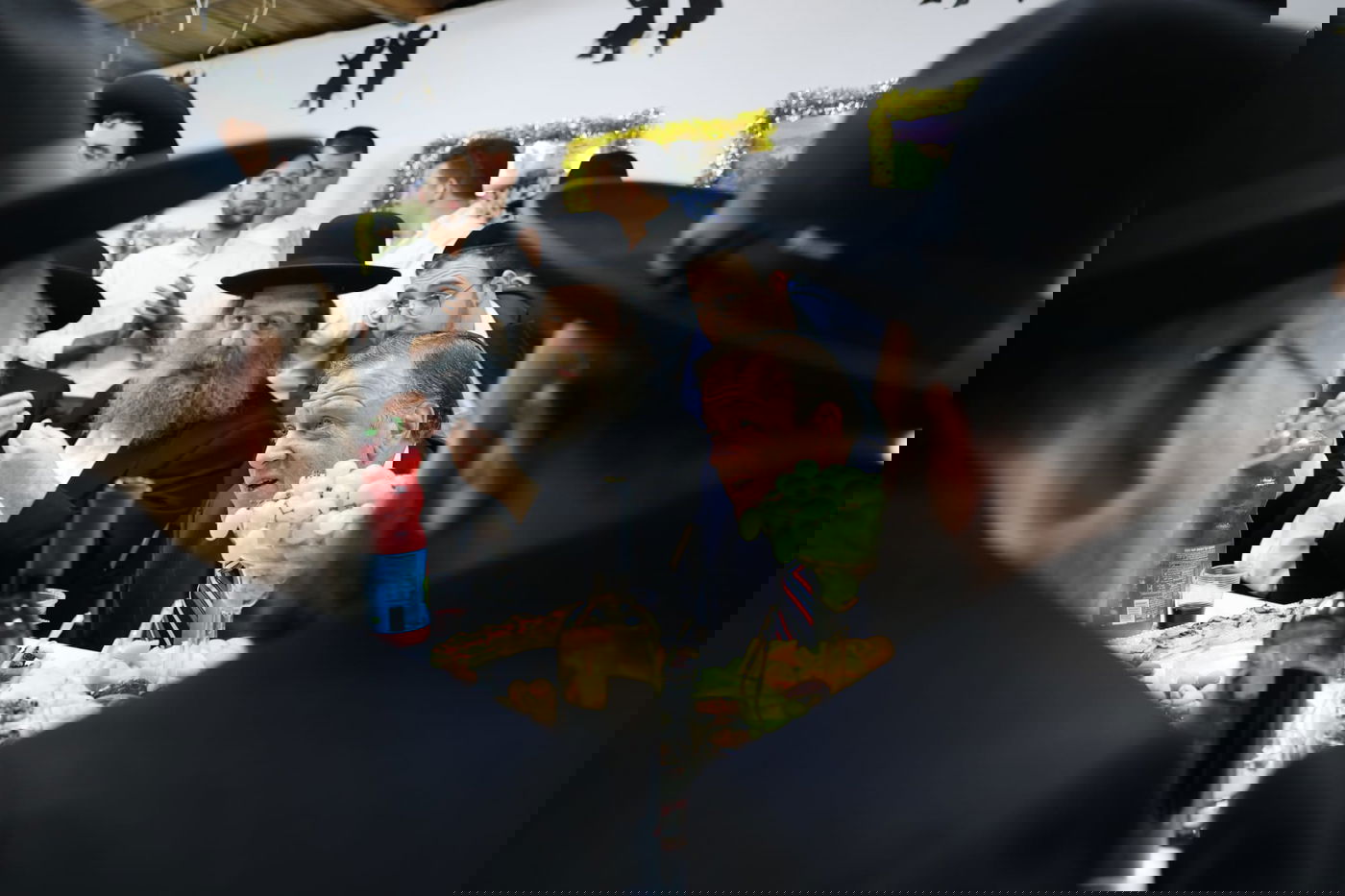 ישיבת רש"י: הכנסת ס"ת ושמחת בית השואבה