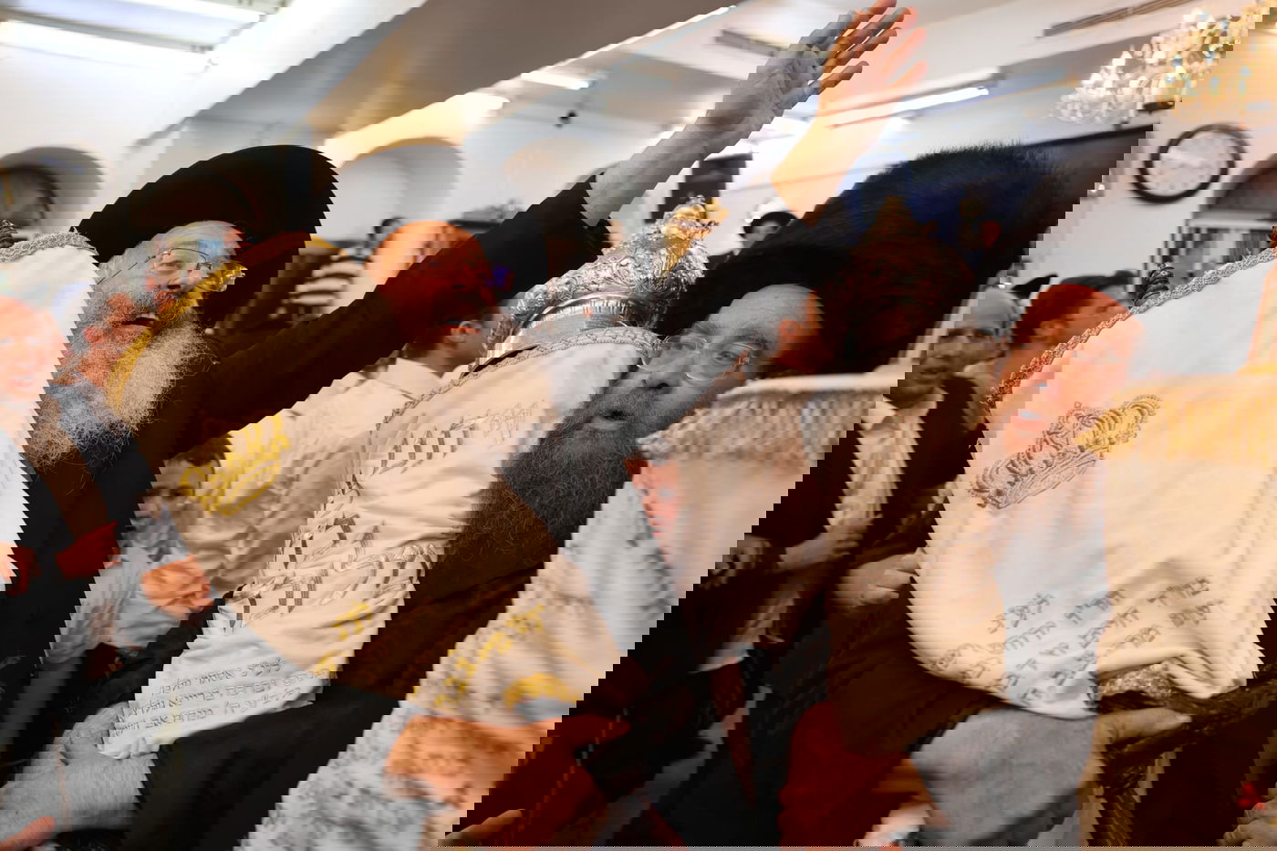 ישיבת רש"י: הכנסת ס"ת ושמחת בית השואבה