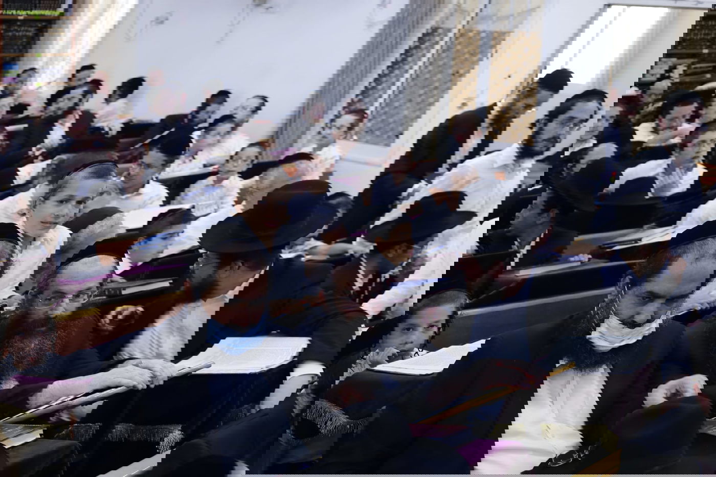 כשהגר"ד לנדו רקד עם המקל • צפו בתיעוד