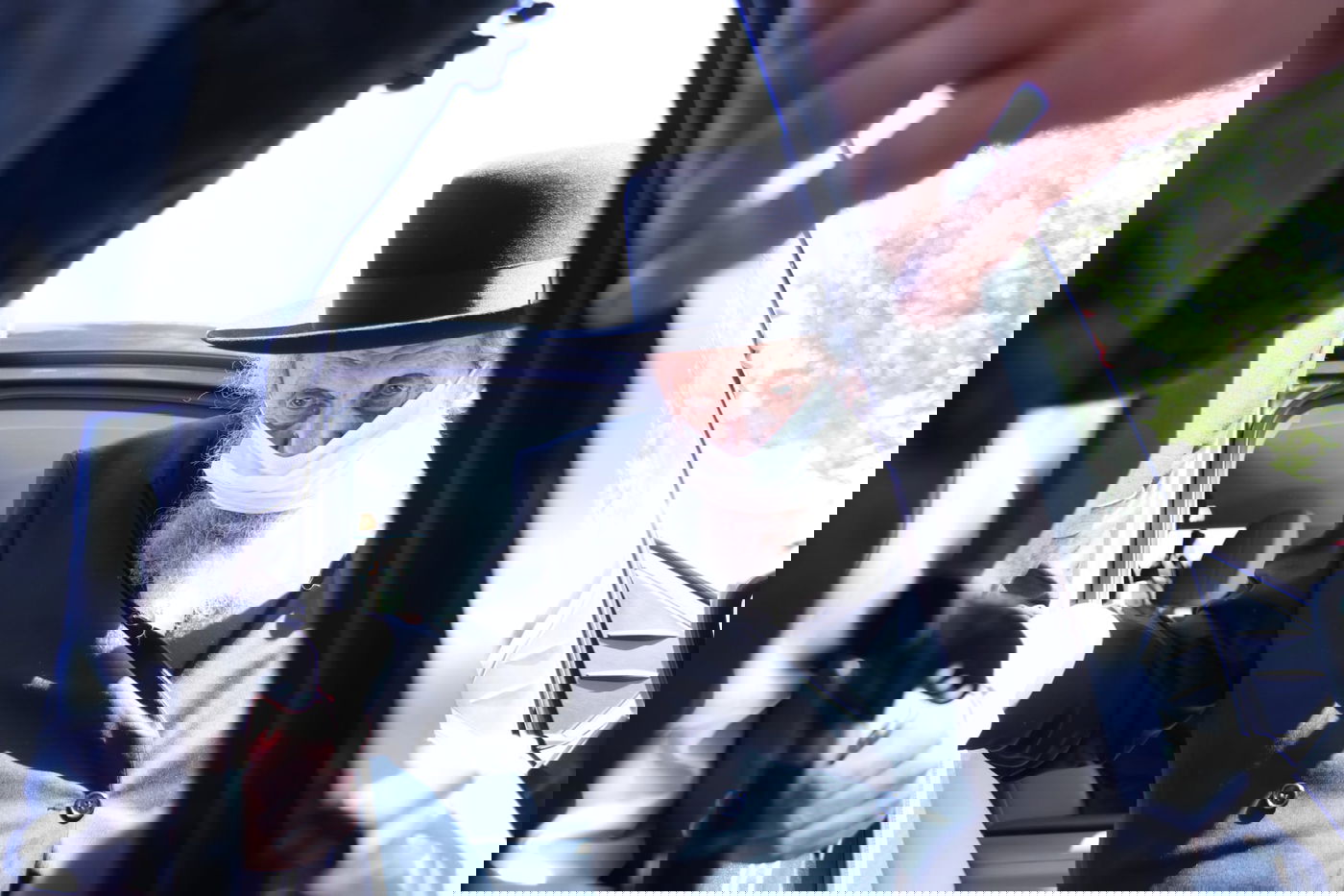 כשהגר"ד לנדו רקד עם המקל • צפו בתיעוד