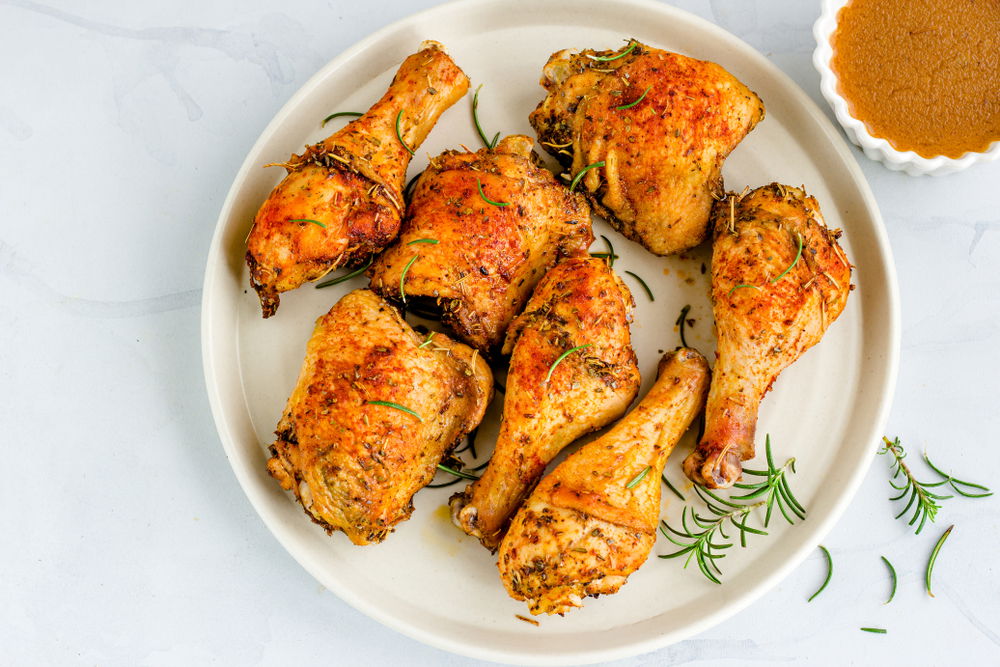 עוף עם עשבי תיבול אפוי בתנור