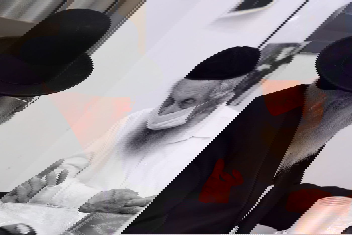 אלפים בשמחת בית השואבה ב'סלבודקא'