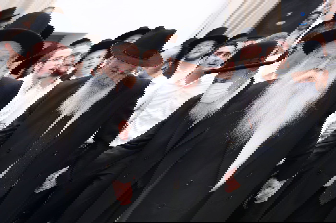 אלפים בשמחת בית השואבה ב'סלבודקא'