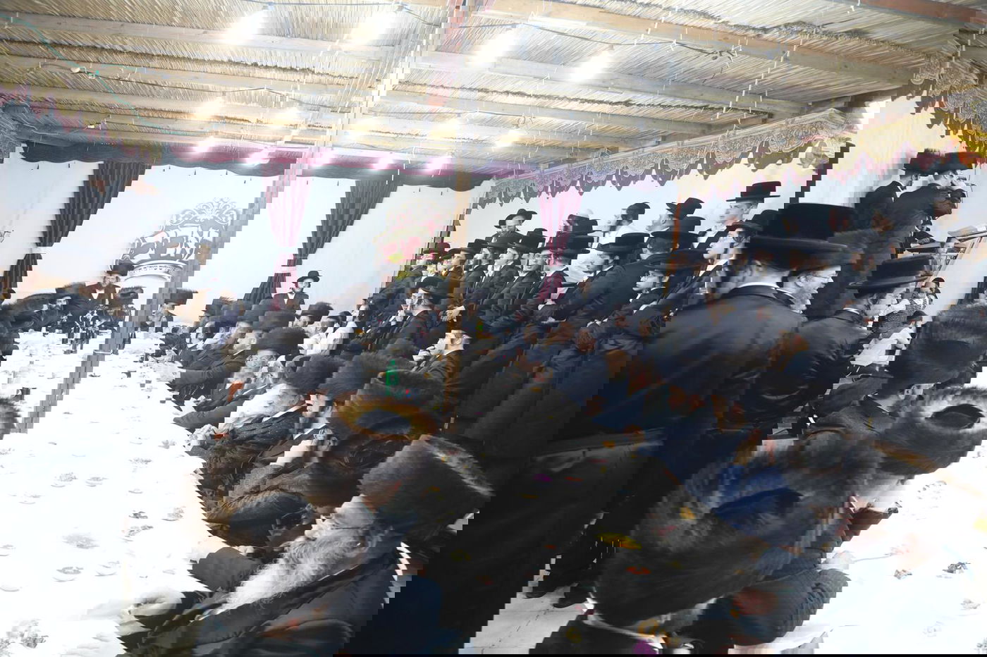 סעודה וריקודים: שמחת בית השואבה בקאליב