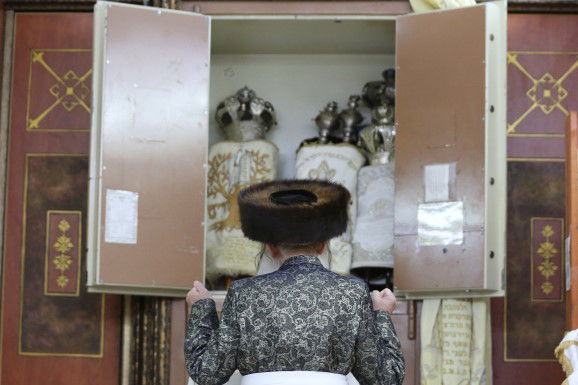 בַּיָּמִים הָהֵם בַּזְּמַן הַזֶּה // הרב בן ציון נורדמן