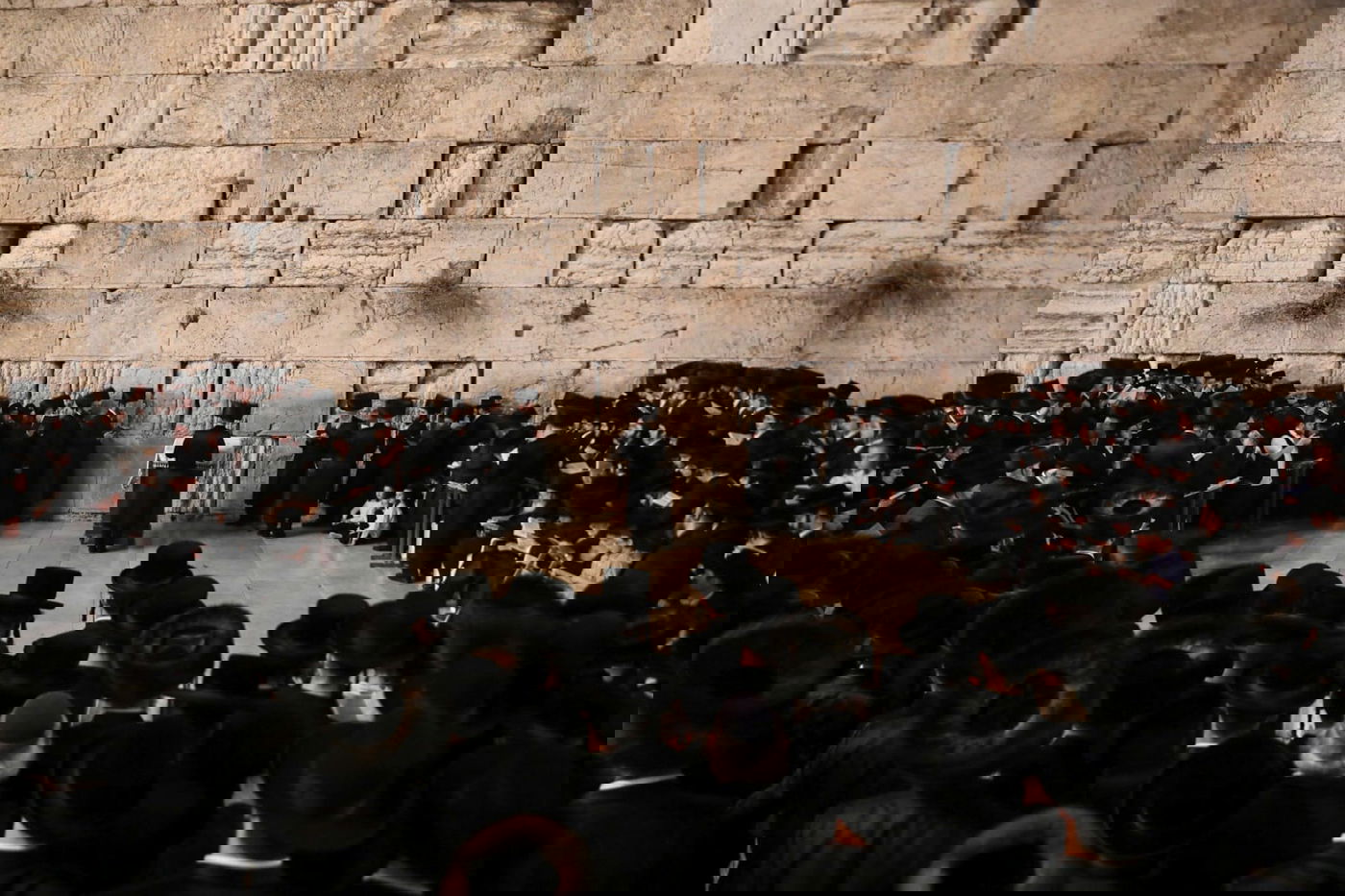 האדמו"ר מסאדיגורה הגיע לתפילה ב'כותל'