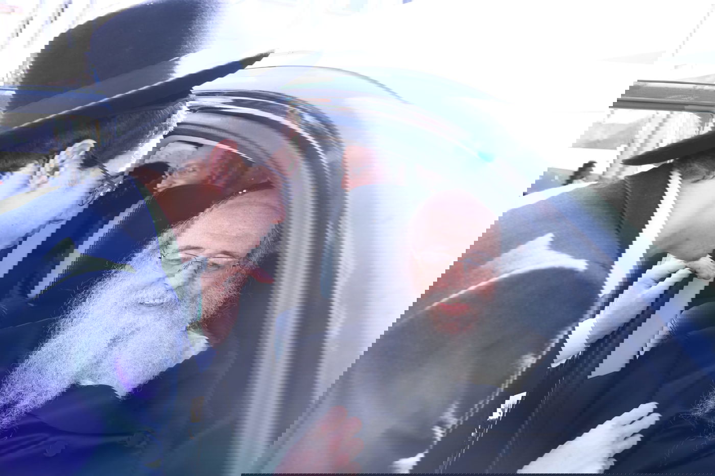 רגע לפני הבריחה: תיעוד מפגישת הגר"ש אלתר עם הגר"ד לנדו