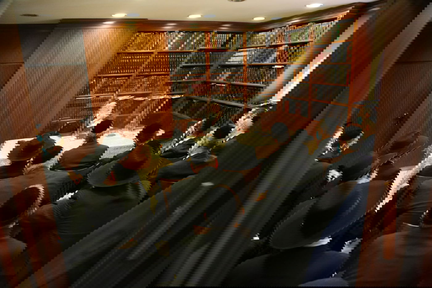 תיעוד: חגי תשרי במחיצתו של חבר 'המועצת', הגרמ"צ ברגמן