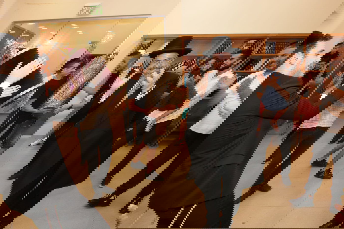 כך חגגו הקפות שניות בתל אביב • גלריה