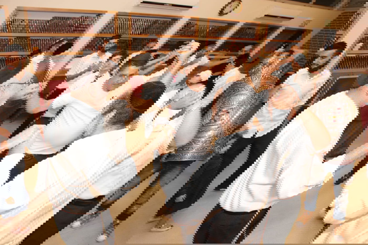 כך חגגו הקפות שניות בתל אביב • גלריה