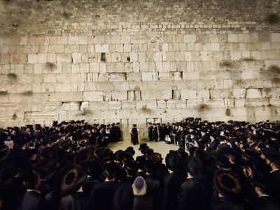 האדמו"ר מסאדיגורה בכותל המערבי