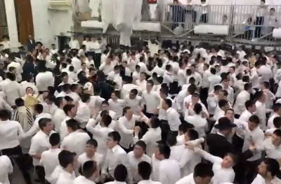 ישיבת בית מתתיהו, בהקפות