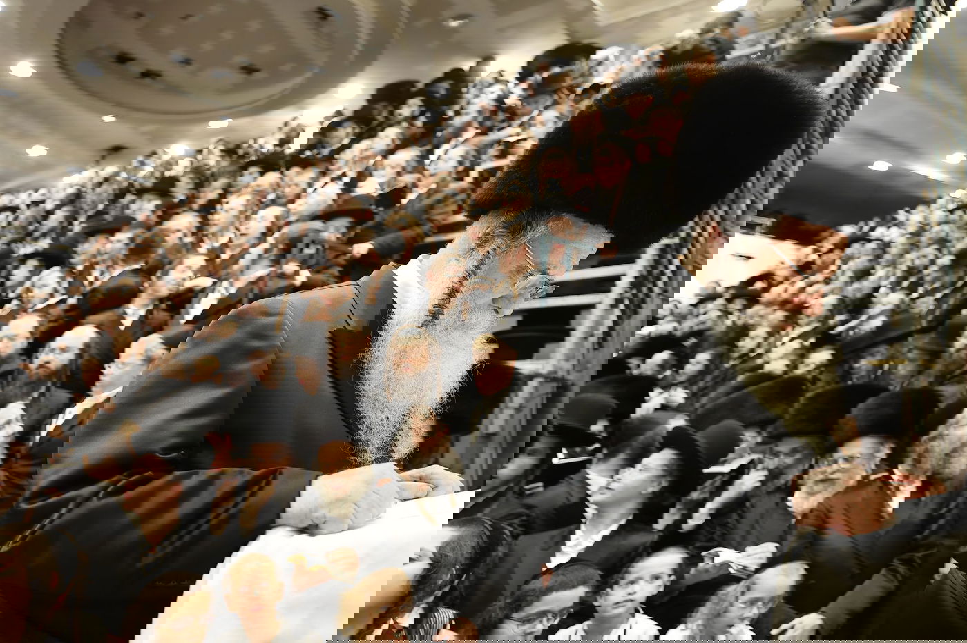 תיעוד: הקפות שניות בקהילת הגר"ש אלתר