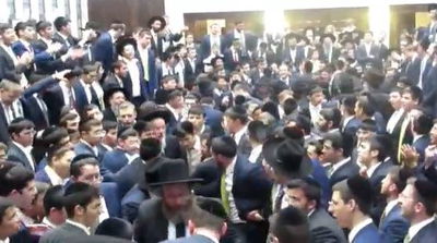 השמחה ב'ברכרפלד'