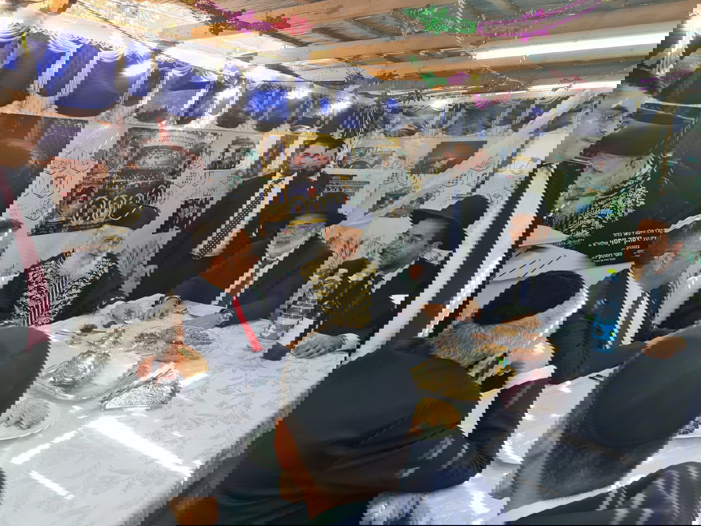 הרבנים בירכו את משה ליאון על הצלחת פרויקט התרבות