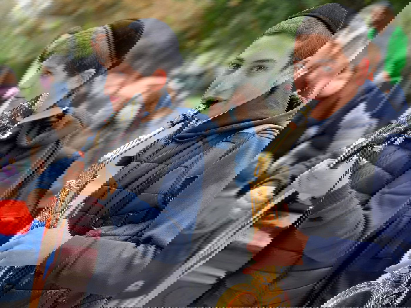 שטרסבורג: חולי קורונה שהחלימו רקדו עם ספרי התורה