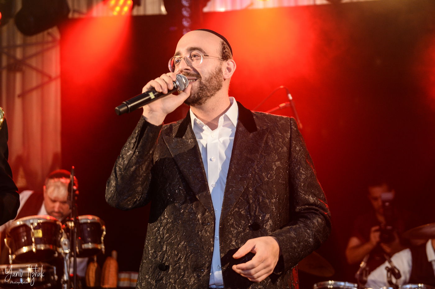 משה קליין השיק את אלבום הבכורה שלו