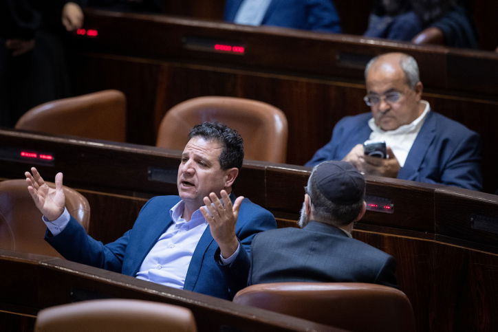 עודה וטיבי בכנסת, ארכיון