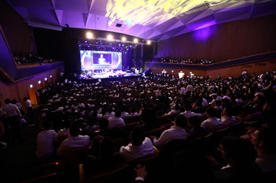 מעל 1,200 סיומים - בערב אחד; תיעוד