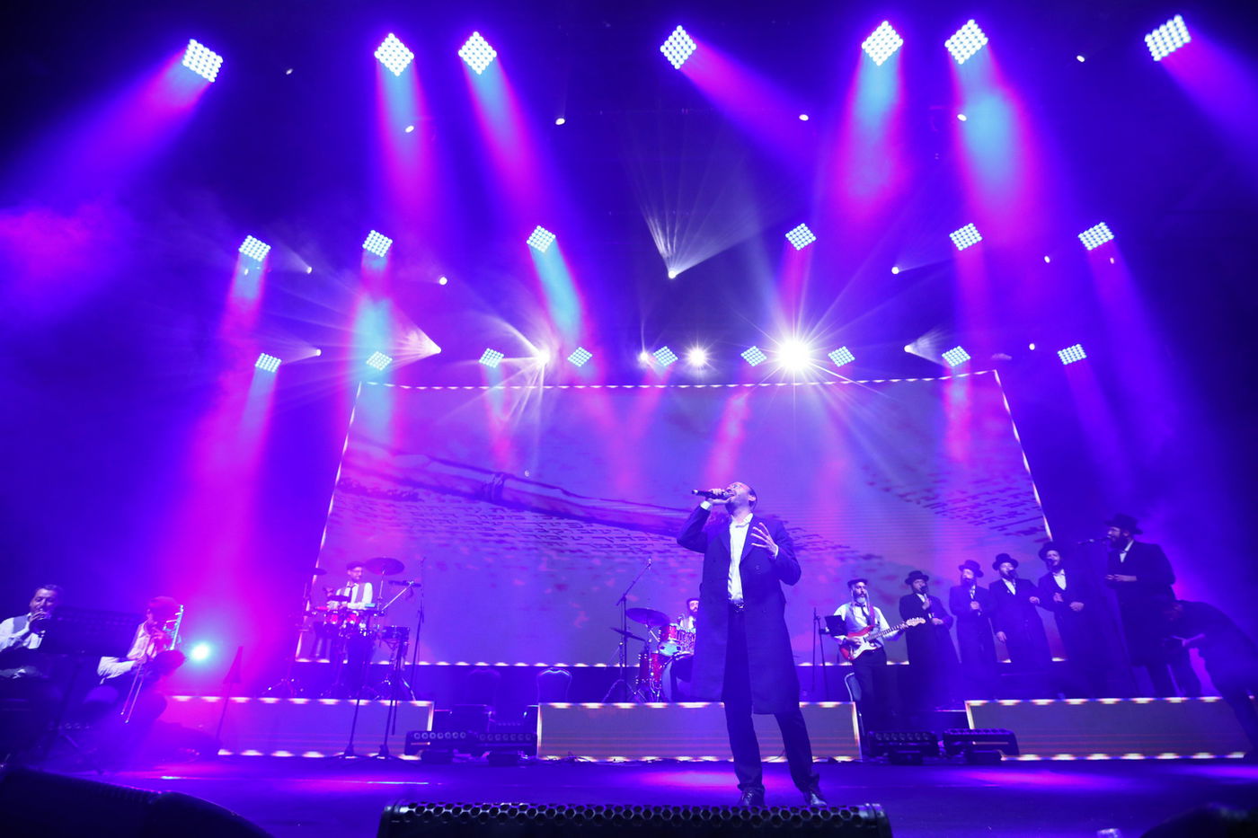 מעל 1,200 סיומים - בערב אחד; תיעוד