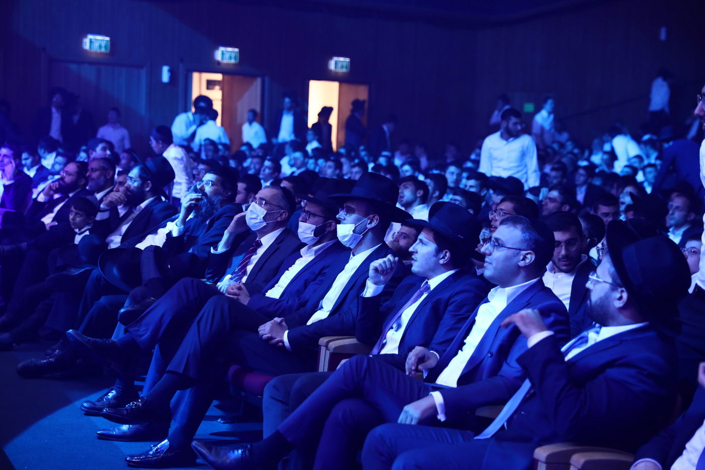 מעל 1,200 סיומים - בערב אחד; תיעוד