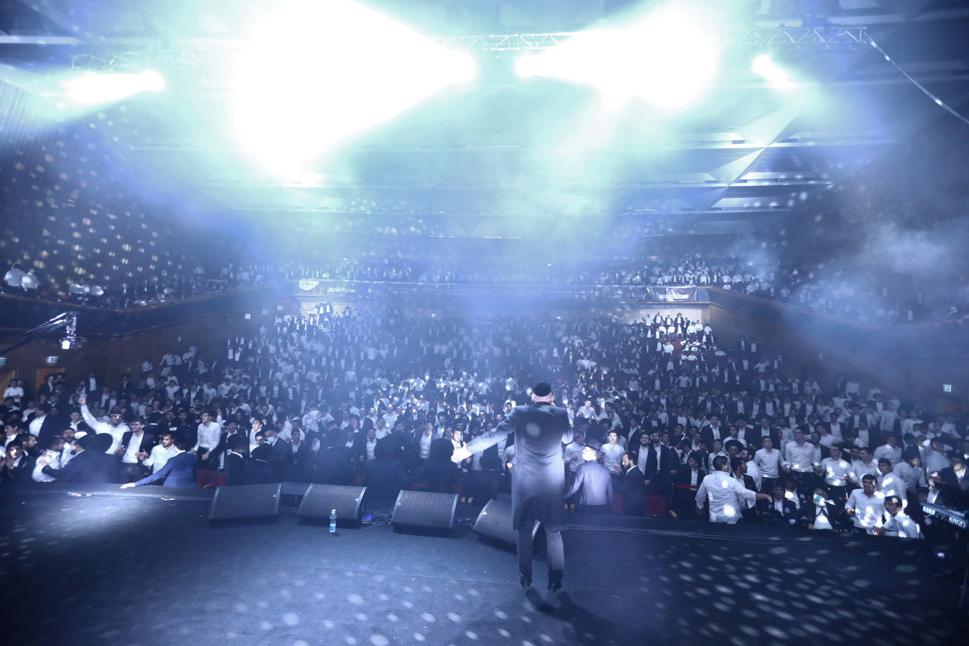 מעל 1,200 סיומים - בערב אחד; תיעוד