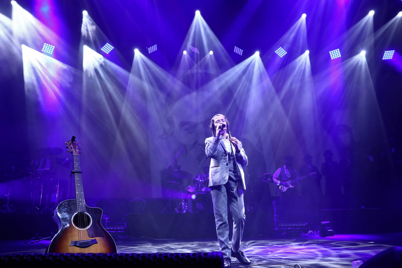 מעל 1,200 סיומים - בערב אחד; תיעוד