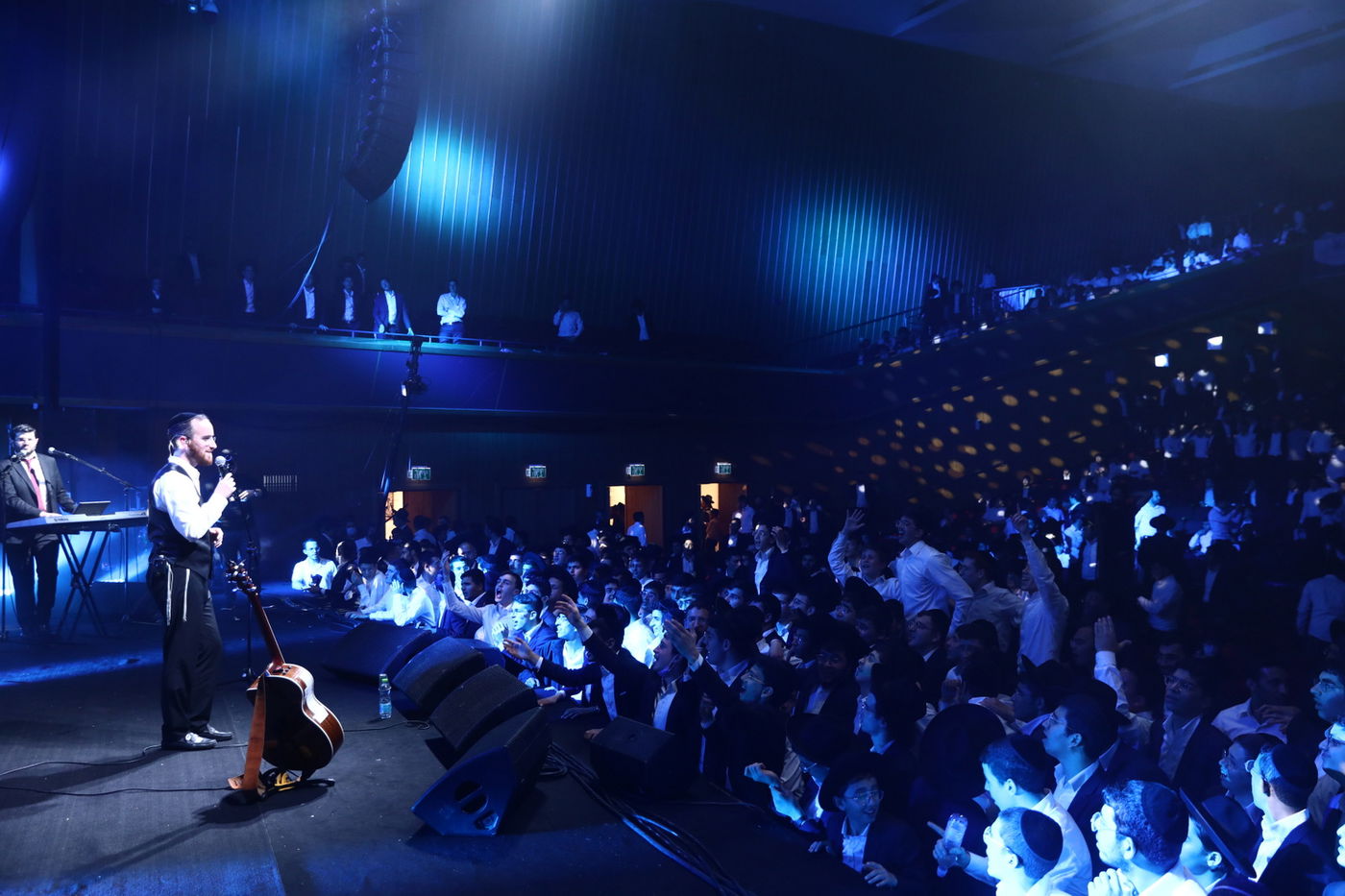 מעל 1,200 סיומים - בערב אחד; תיעוד