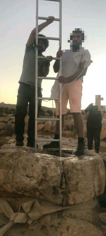 בן 19 טבל בבור מים ונלכד - עד שחולץ; צפו