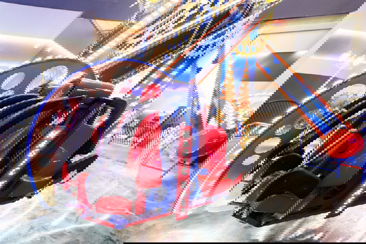 בקביעת מזוזות וגזירת סרט הושק ה Magic Kass