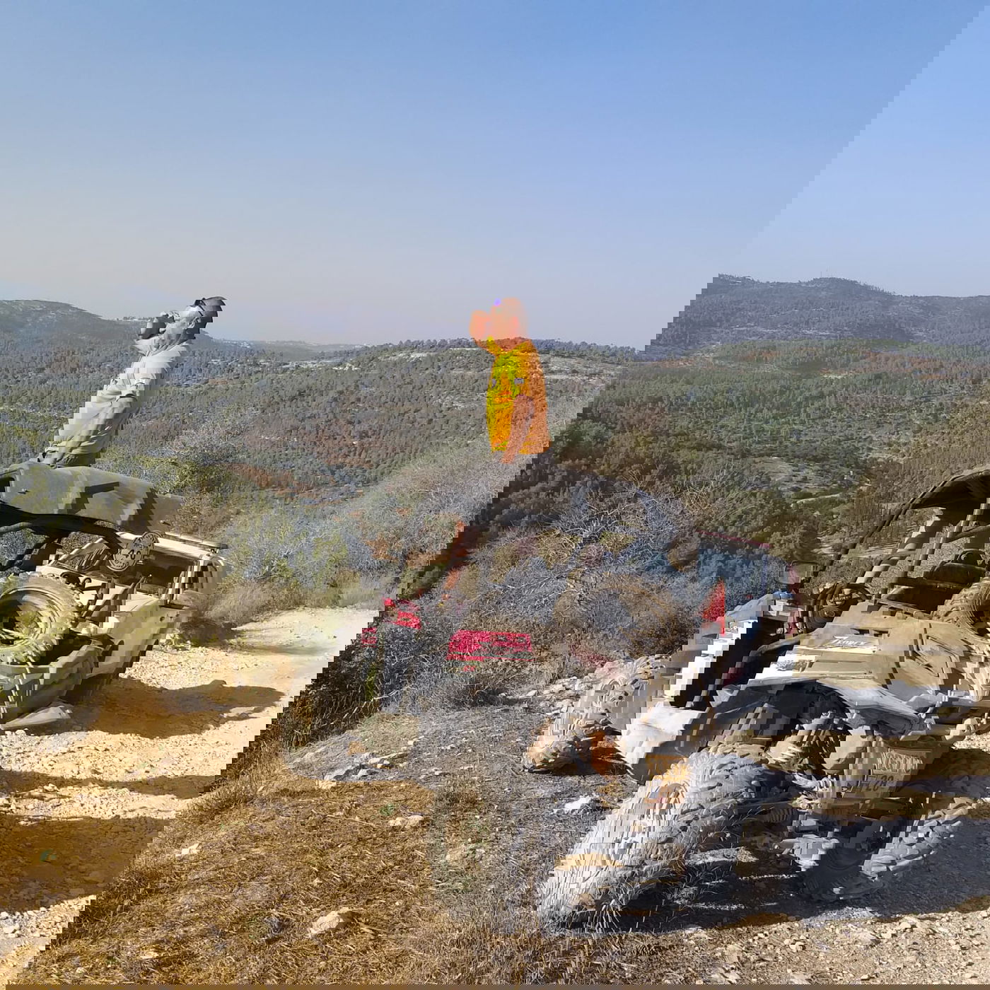 מהמסוק: תיעוד להבות הענק בפארק בגין