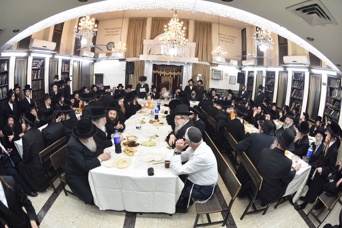 שמחת התנאים בחצרות שאץ - רחמסטריווקא - מאקאווא