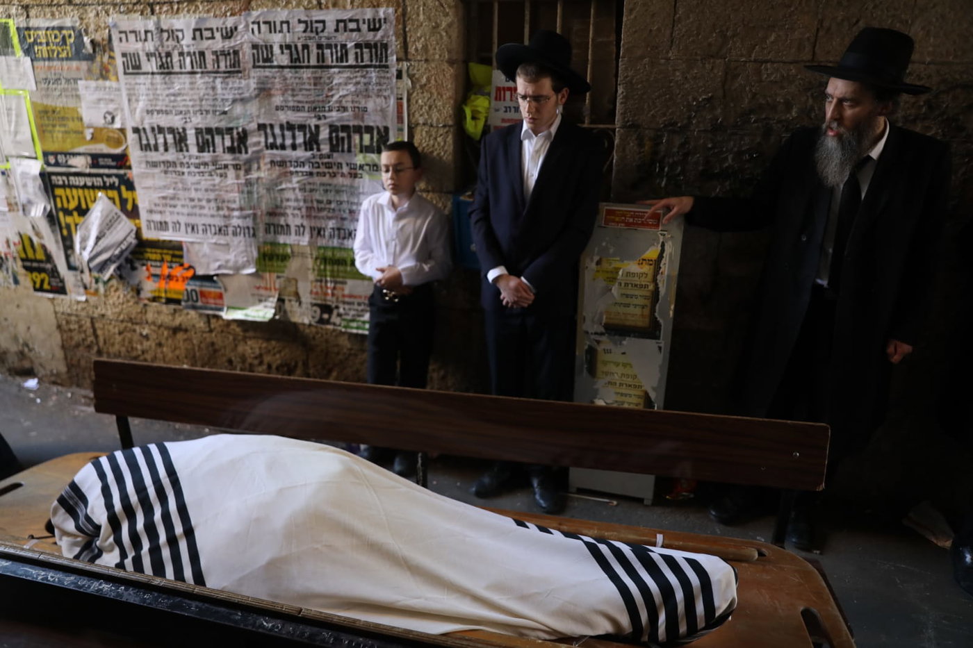 מסע הלווית הגר"א ארלנגר זצ"ל • שידור חוזר