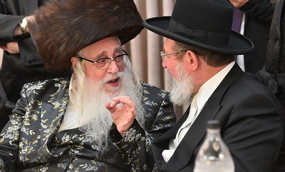 האדמו"ר מצאנז: "יש לשמור על מערך הרבנות והכשרות"