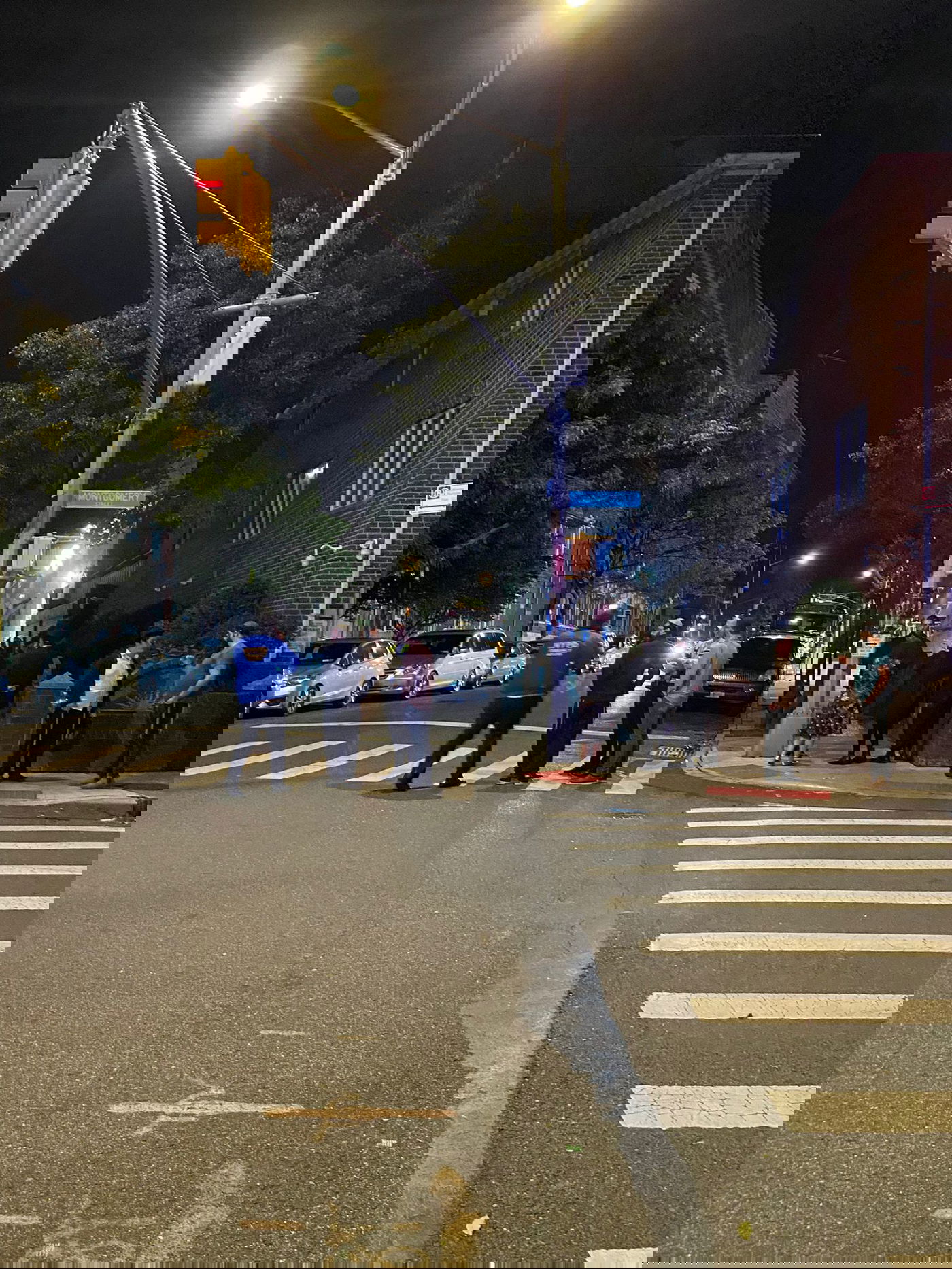 אש ברחובות ברוקלין: גבר שחור ירה בתלמיד ישיבה חב"די