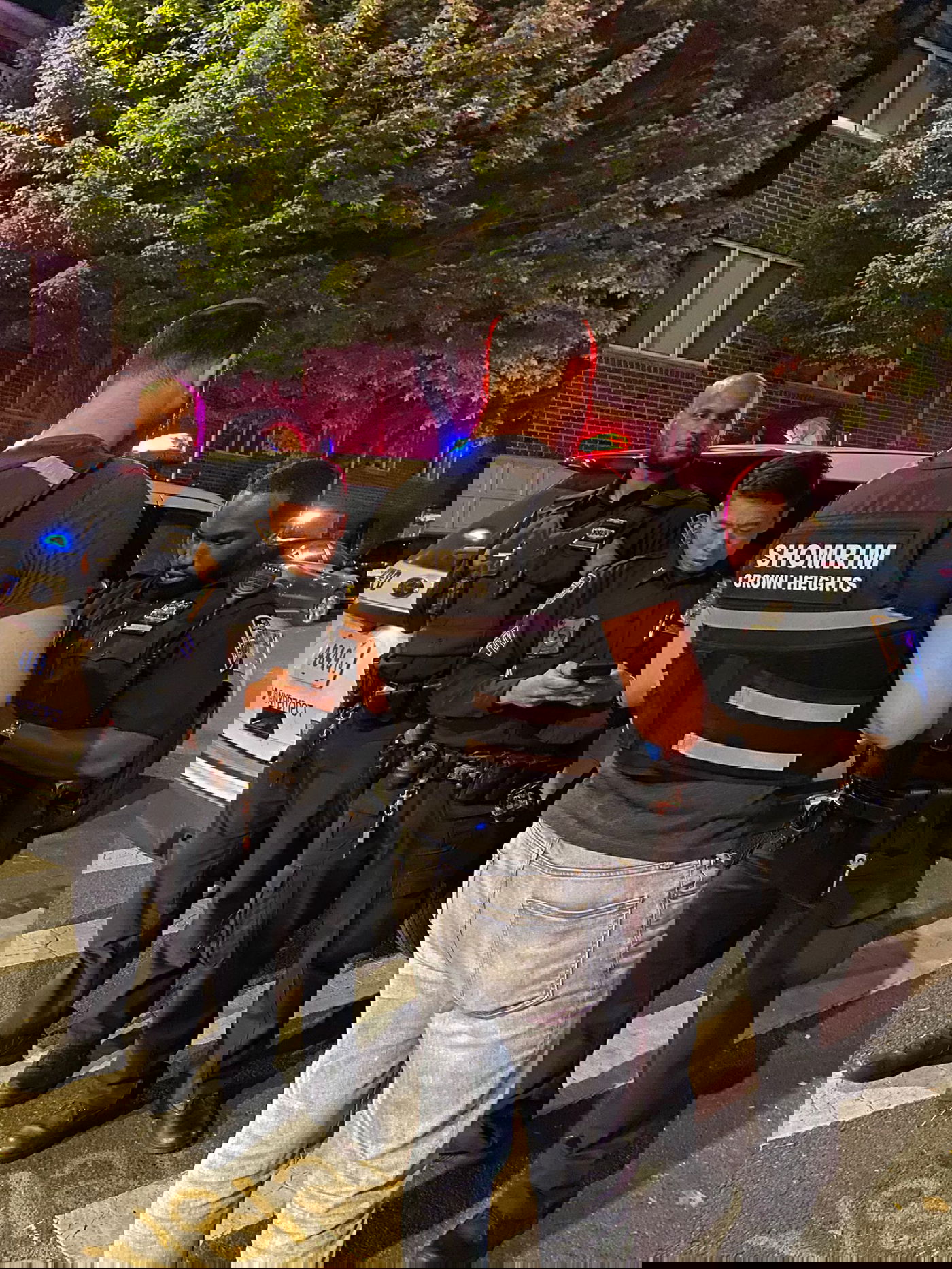 אש ברחובות ברוקלין: גבר שחור ירה בתלמיד ישיבה חב"די