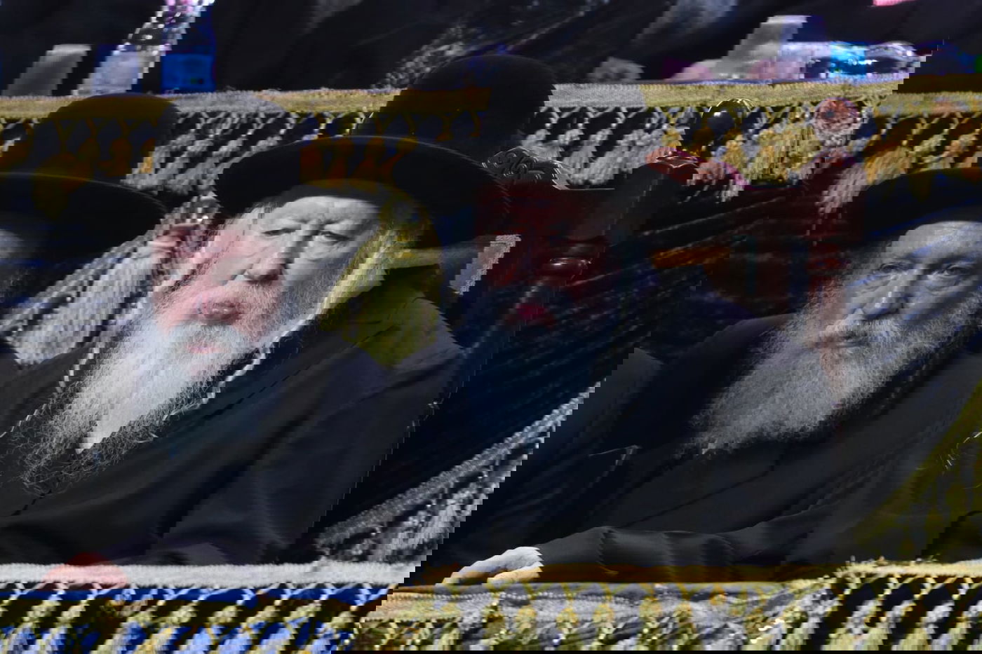 האדמו"ר מגור, הערב