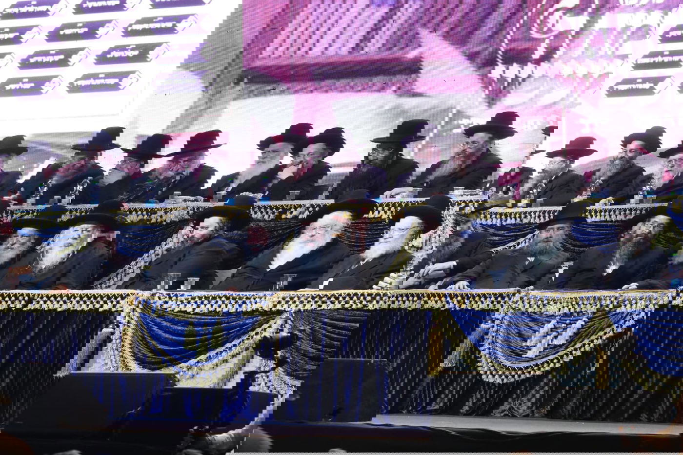 מבחן הענק של גור: האדמו"ר הפתיע והתערב בדיון ההלכתי