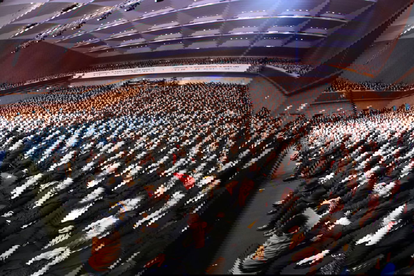 מבחן הענק של גור: האדמו"ר הפתיע והתערב בדיון ההלכתי