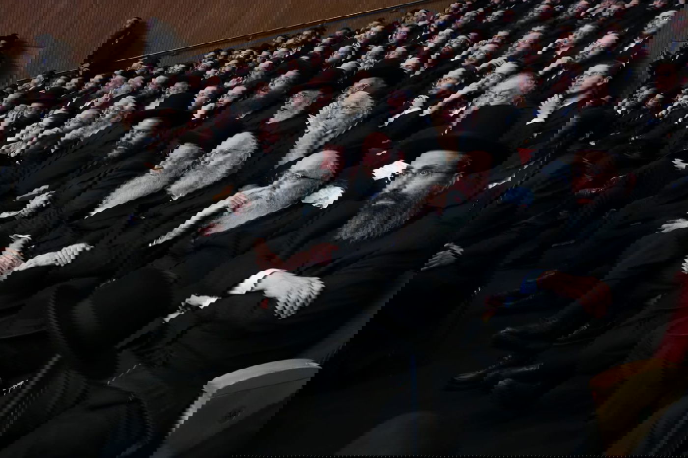 מבחן הענק של גור: האדמו"ר הפתיע והתערב בדיון ההלכתי