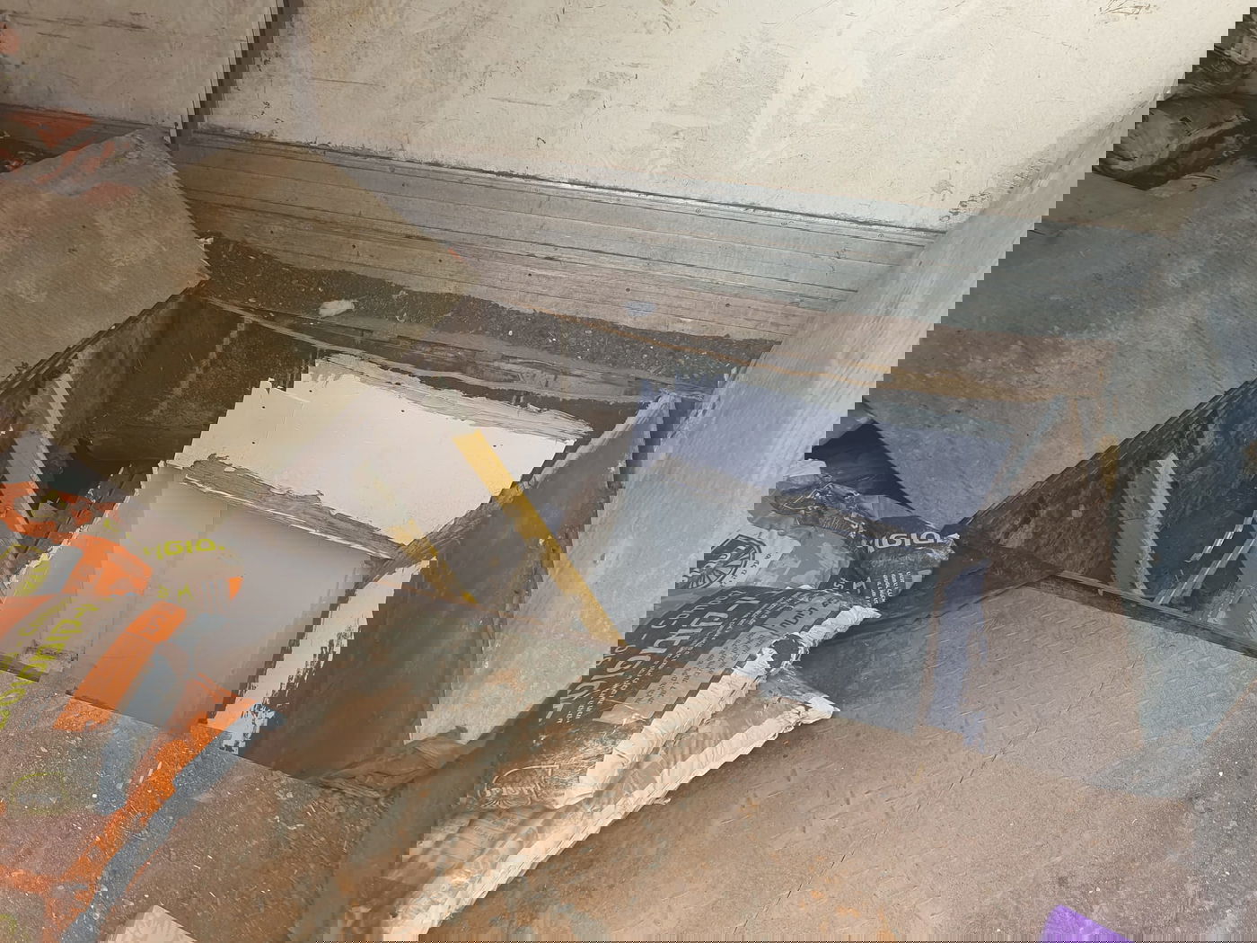 המשטרה חשפה מנהרת ענק לגידול סמים