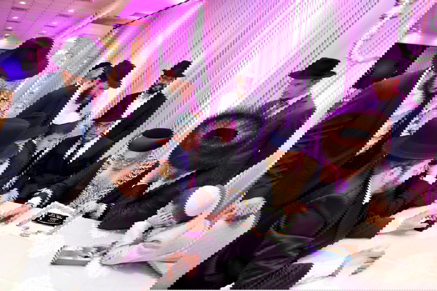 הרב ובר-ארליך חיתן את בנו; הראשל"צ הגאון רבי שלמה עמאר סידר חופה וקידושין