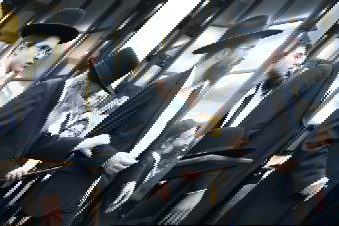 כך הספידו את הגר"א אדרת ב'נתיבות עולם'