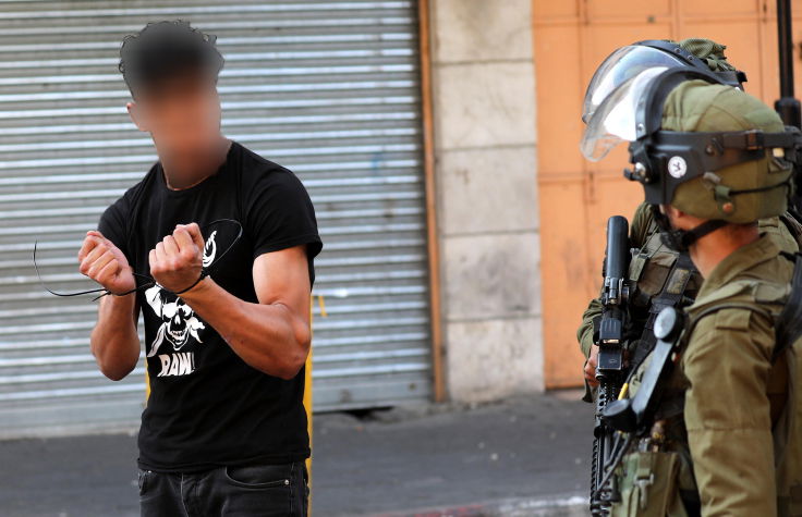 עצור מינהלי הותקף על ידי חיילי 'נצח יהודה'