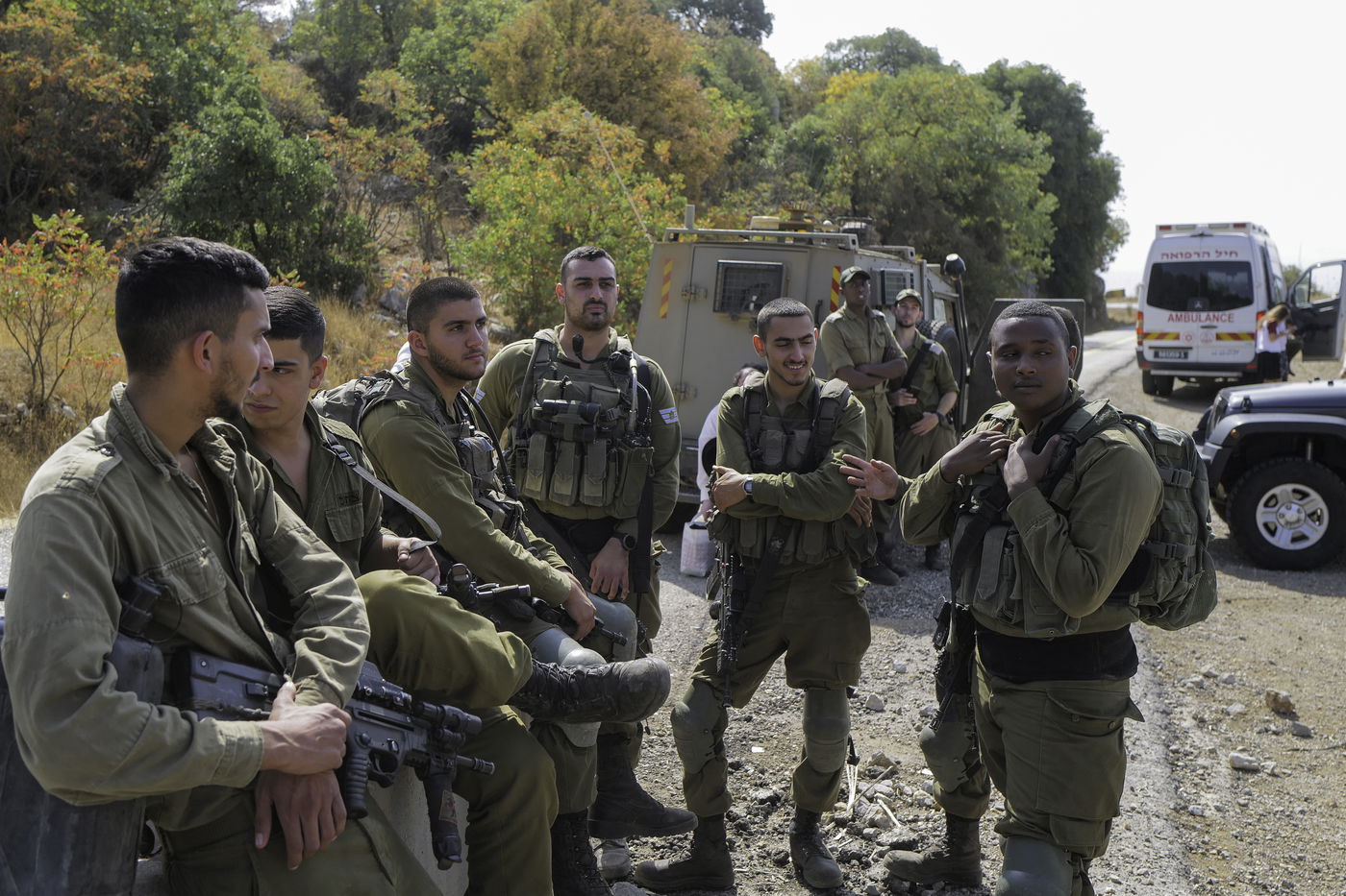 תיעוד: יהודים עלו ל'הר הבתרים' בגבול לבנון
