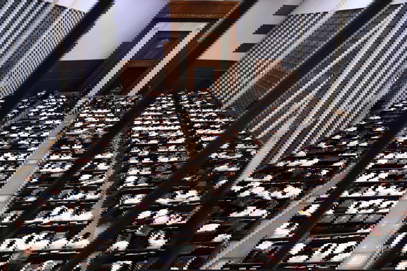 הגר"ד לנדו חיזק את 'מיר ברכפלד' • תיעוד