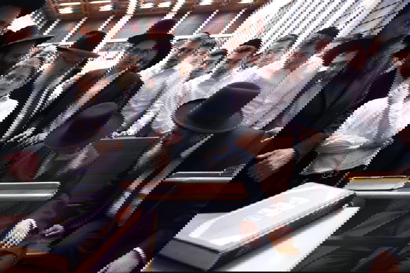 הגר"ד לנדו חיזק את 'מיר ברכפלד' • תיעוד