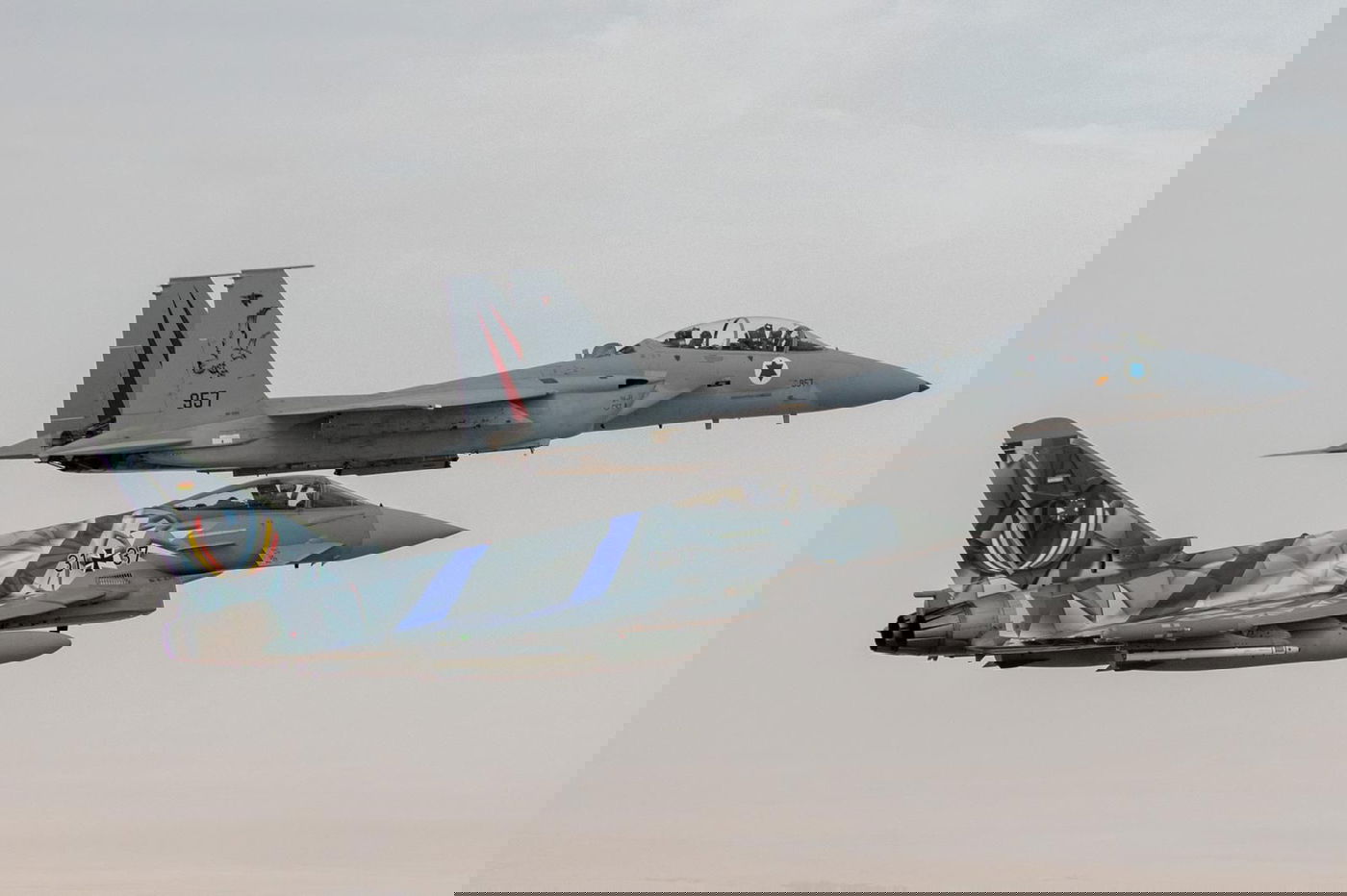 מפקד חיל האוויר במטס עם מקבילו הגרמני