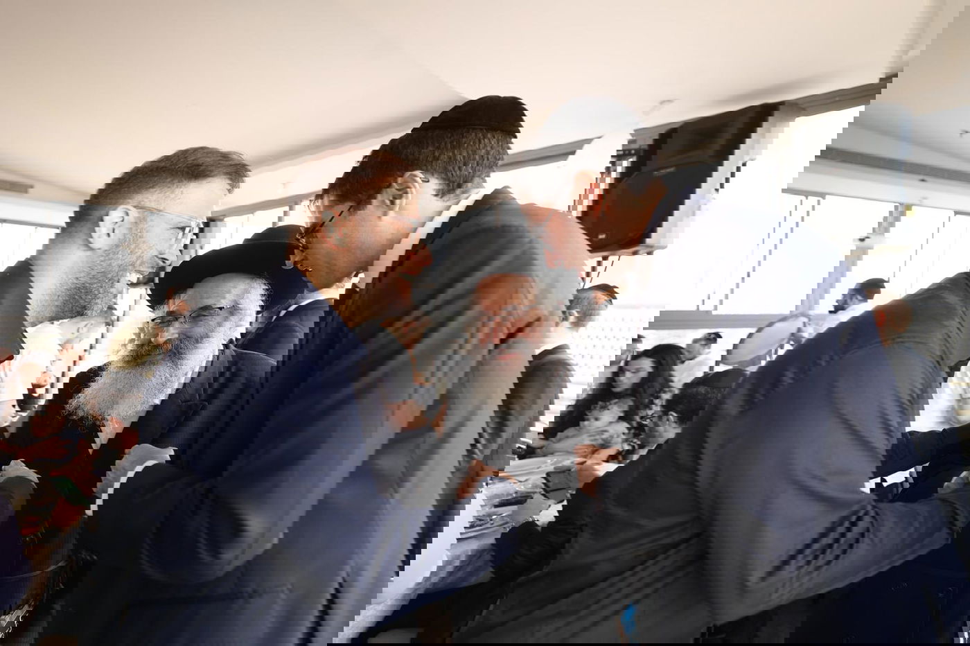 מזל טוב: יקי אדמקר חגג ברית מילה לבנו • תיעוד