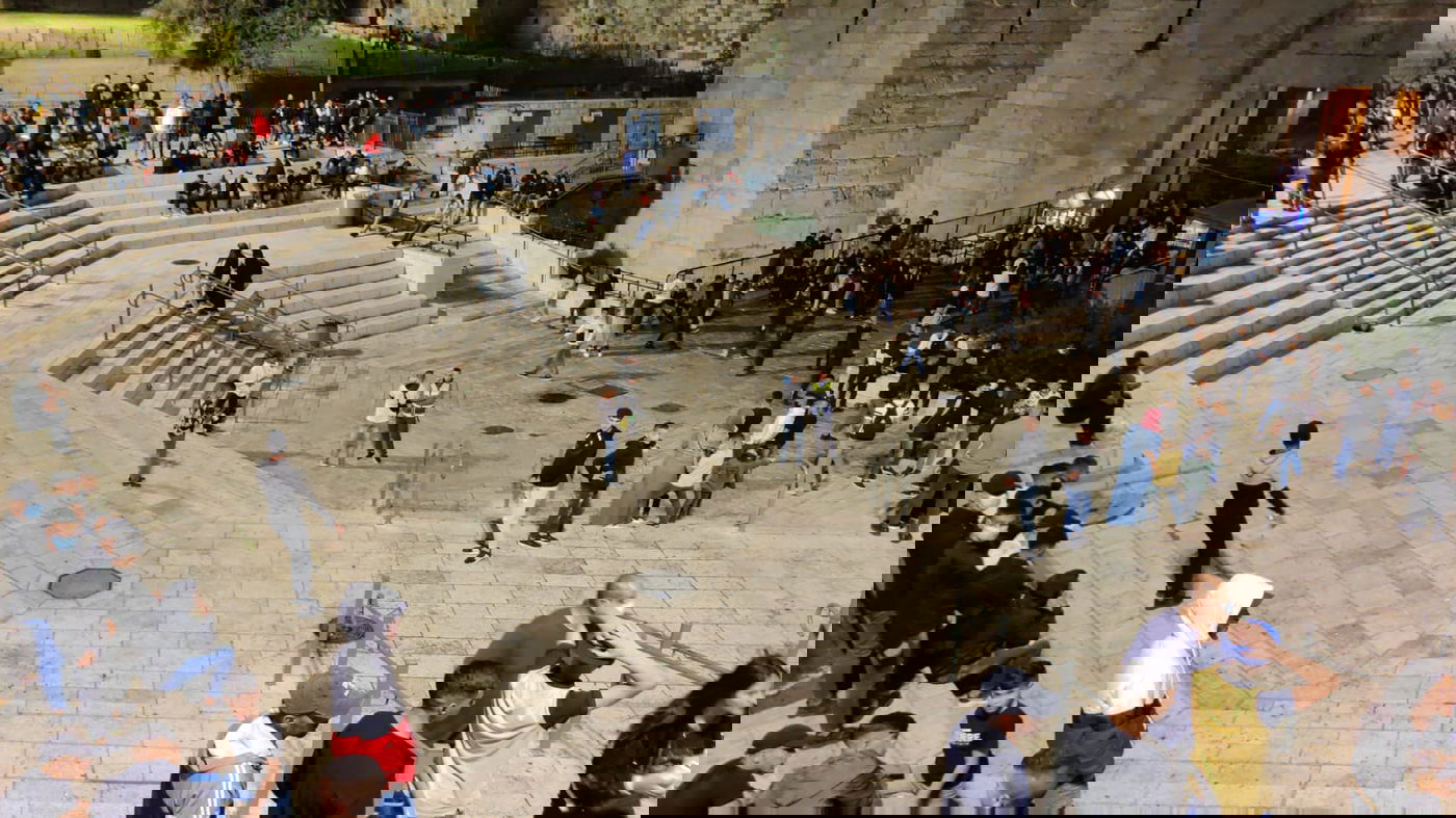 התפרעויות אלימות בשער שכם; 22 חשודים נעצרו • תיעוד